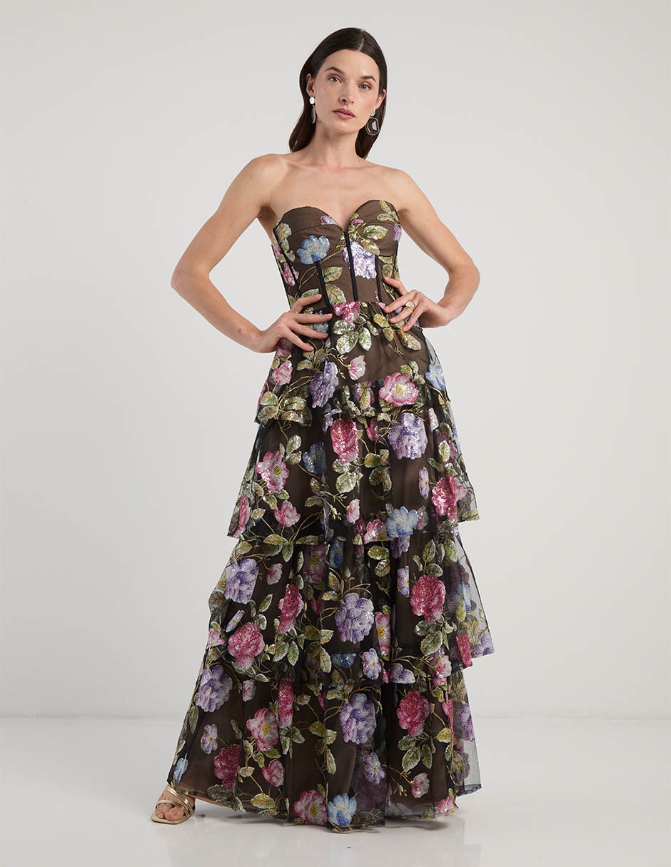 Vestido maxi de feista escote corazón 2