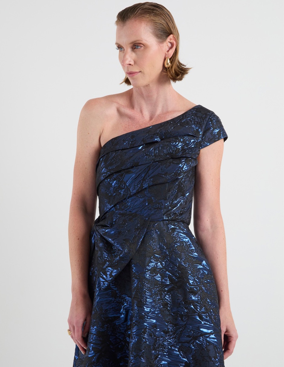 Vestido maxi de fiesta escote asimétrico 9