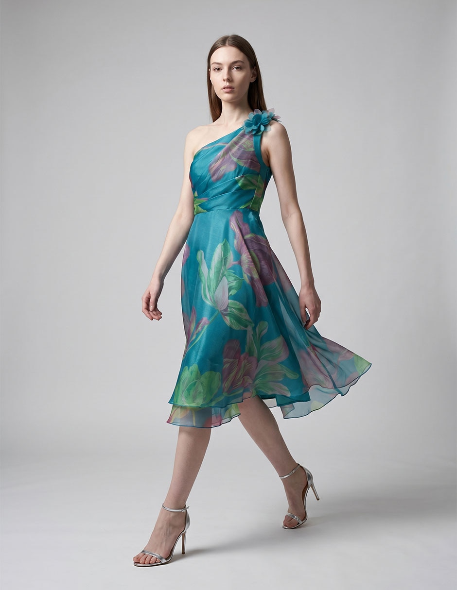 Vestido midi de fiesta escote medio Vestido midi de fiesta escote medio