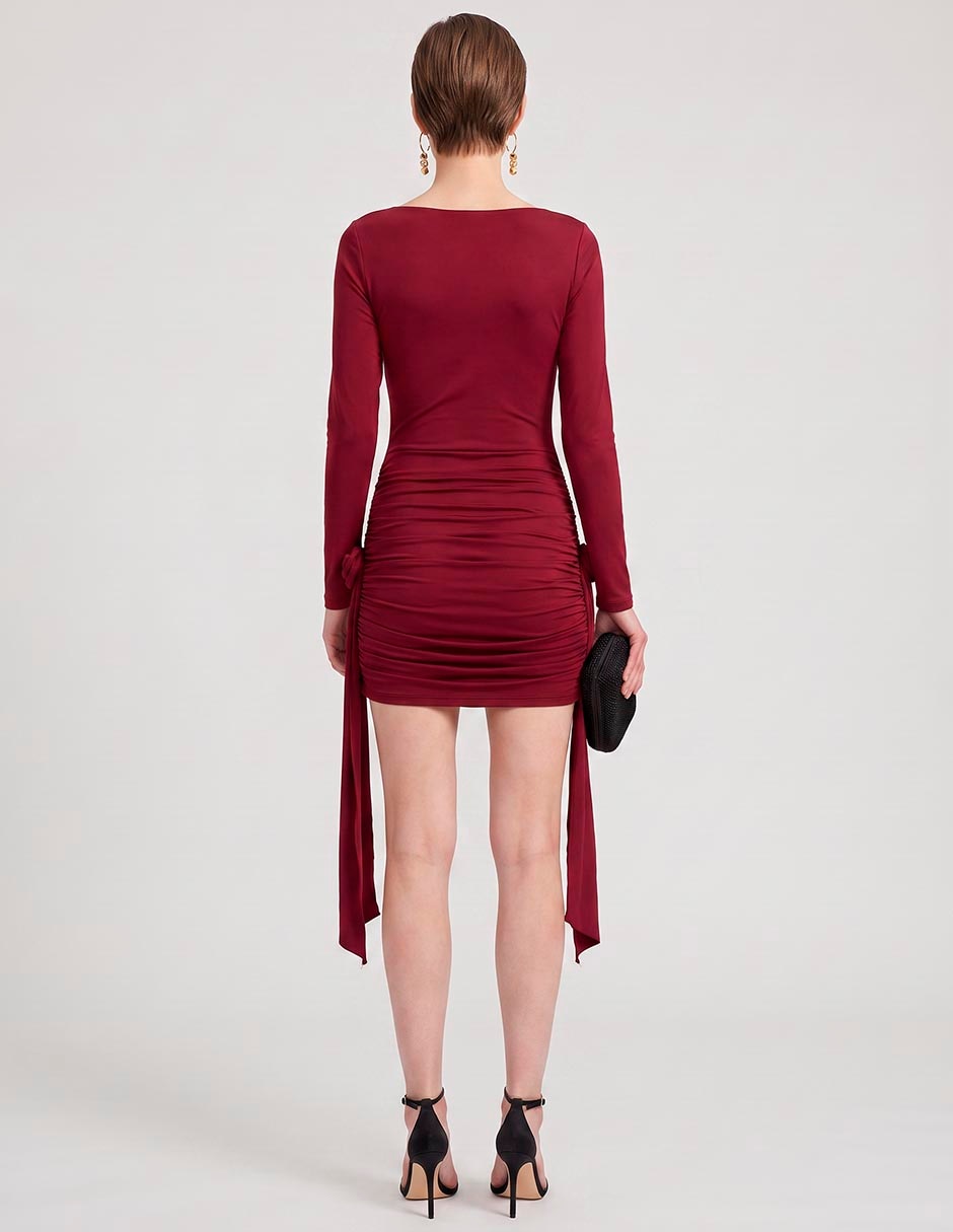 Vestido mini de fiesta Lioness escote medio