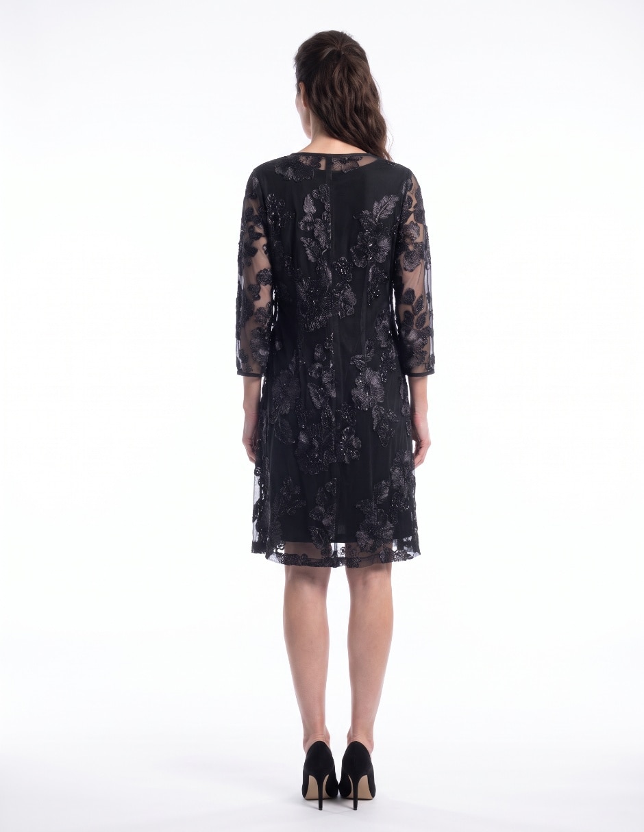 Vestido a la rodilla de fiesta escote medio 2