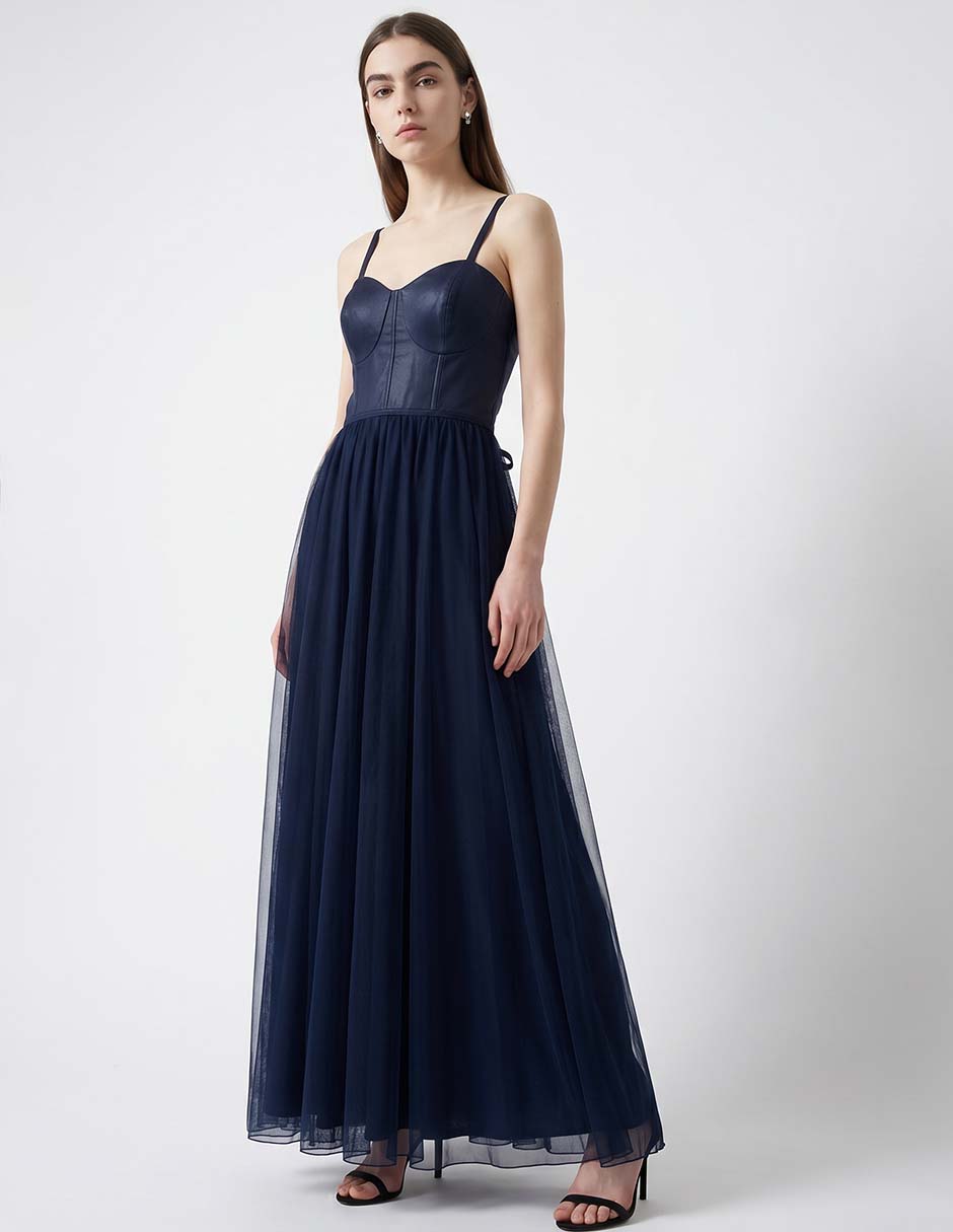 Vestido maxi de fuesta escote corazón Vestido maxi de fuesta escote corazón